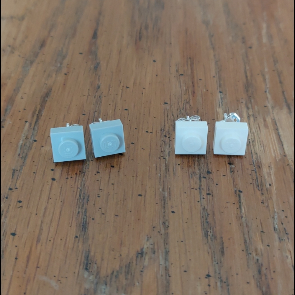 🎉3X HP🎉 Lego stud earrings - Picture 3 of 7
